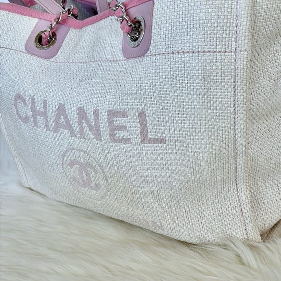 Chanel Pink and White Small Woven Straw Raffia Deauville - Picture 6 of 7